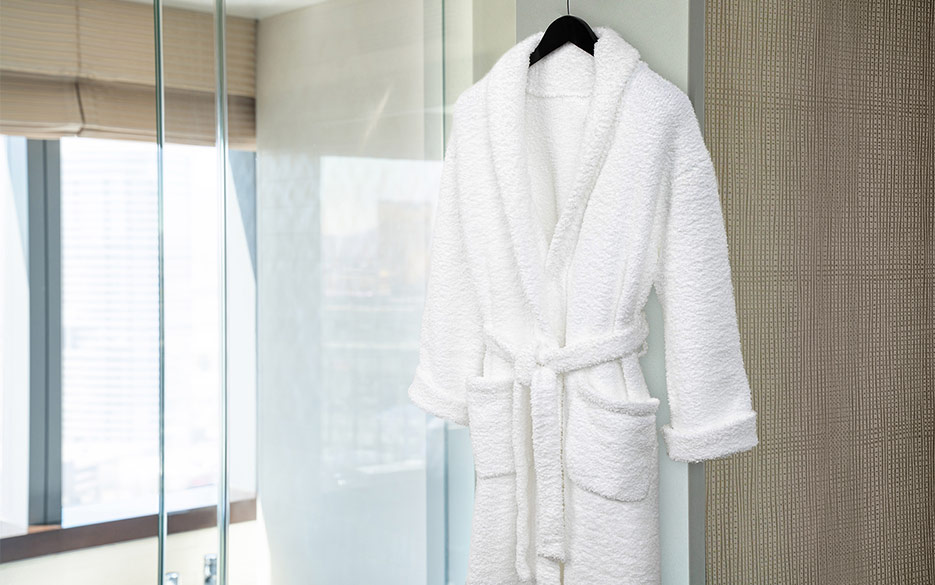 Vdara Chenille Robe